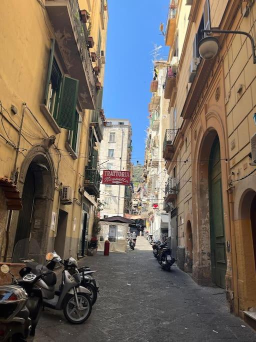 La Casa Di Pepo Leilighet Napoli Eksteriør bilde
