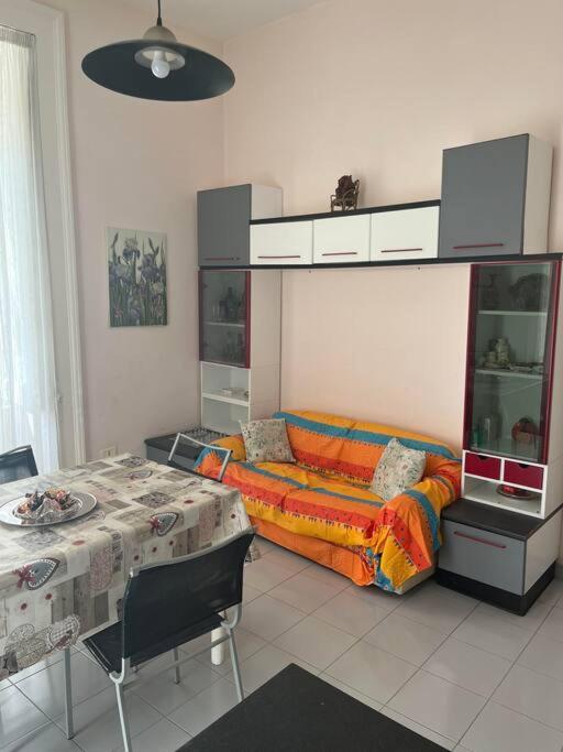 La Casa Di Pepo Leilighet Napoli Eksteriør bilde